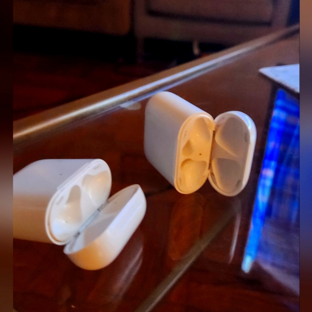 Air pods case